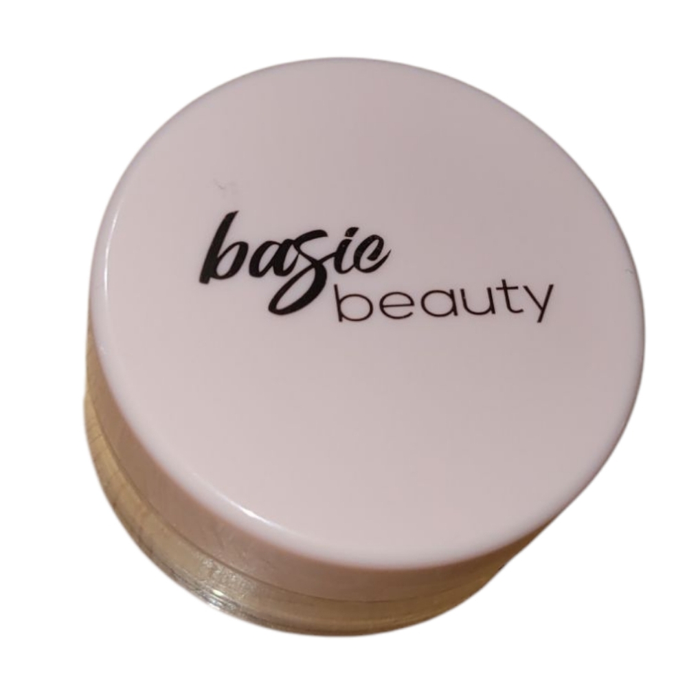 Basic Beauty translucent setting powder